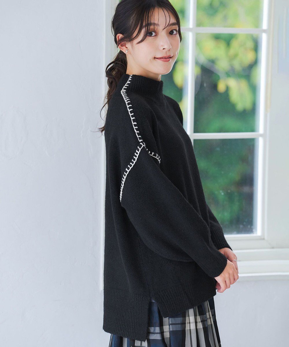 【ティアクラッセ/Tiaclasse】の【洗える】配色ハンドステッチプルオーバー インテリア・キッズ・メンズ・レディースファッション・服の通販 founy(ファニー) ファッション Fashion レディースファッション Fashion for Women トップス・カットソー Cut & Sew Tops ニット Knit Tops & Sweaters カジュアルプルオーバー・ニットトップス Pullovers & Knit Tops / Casual Pullovers スリット Slit, Slit Detail セーター Sweater, Knitwear デニム Denim, Jeans Material トレンド Trend, Trending Now ハンド Hand, Handmade ブランケット Blanket, Throw Blanket ボトム Bottoms, Lower Wear モックネック Mock Neck, Short Turtleneck リラックス Relax, Relaxed Fit 洗える Machine Washable A/W・秋冬 Autumn/Winter ブラック|ID: prp329100004682101 ipo3291000000033815073