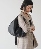 【ラシット/russet】のソフトレザーラウンドビッグショルダーバッグ(CE-1325-WEB) Black2(シルバー金具)|ID: prp329100004682133 ipo3291000000033815256