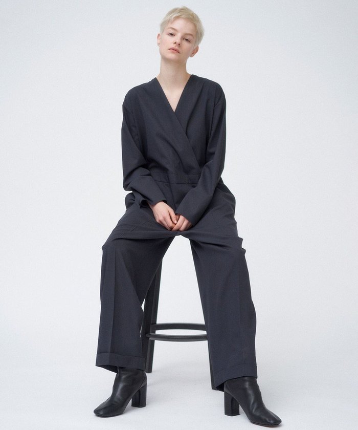 【エイトン/ATON】のTECHNO WOOL TWILL ジャンプスーツ インテリア・キッズ・メンズ・レディースファッション・服の通販 founy(ファニー) https://founy.com/ ファッション Fashion レディースファッション Fashion for Women ワンピース Dresses フォーマル・パーティードレス・結婚式用ドレス Elegant & Casual Dresses ストレッチ Stretch, Stretchy Fabric スーツ Suit, Formalwear ドレス Dress, One-Piece ドレープ Drape, Draping Fabric バランス Balance, Style Balance フォーマル Formal, Dressy ボトム Bottoms, Lower Wear A/W・秋冬 Autumn/Winter 長袖 Long Sleeve, Full Sleeve |ID: prp329100004682296 ipo3291000000033815919