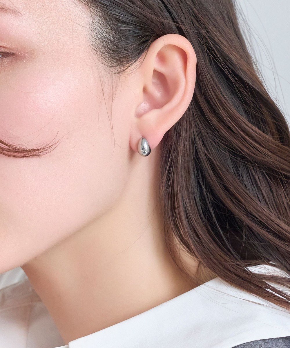 【フィービィー/phoebe】の【金属アレルギー対応】プックリハーフフープミニピアス シルバー/サージカルステンレス 人気、トレンドファッション・服の通販 founy(ファニー) 　ファッション　Fashion　レディースファッション　Fashion for Women　アクセサリー　Fashion Accessories　シルバー　Silver, Metallic Silver　シンプル　Simple, Minimal　ドロップ　Drop Shoulder, Dropped Style　フォルム　Silhouette, Form　メタル　Metal, Metal Parts　モダン　Modern, Contemporary　 other-1|ID: prp329100004683342 ipo3291000000033822450