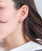 【フィービィー/phoebe】の【金属アレルギー対応】プックリハーフフープミニピアス シルバー/サージカルステンレス シルバー|ID: prp329100004683342 ipo3291000000033822451