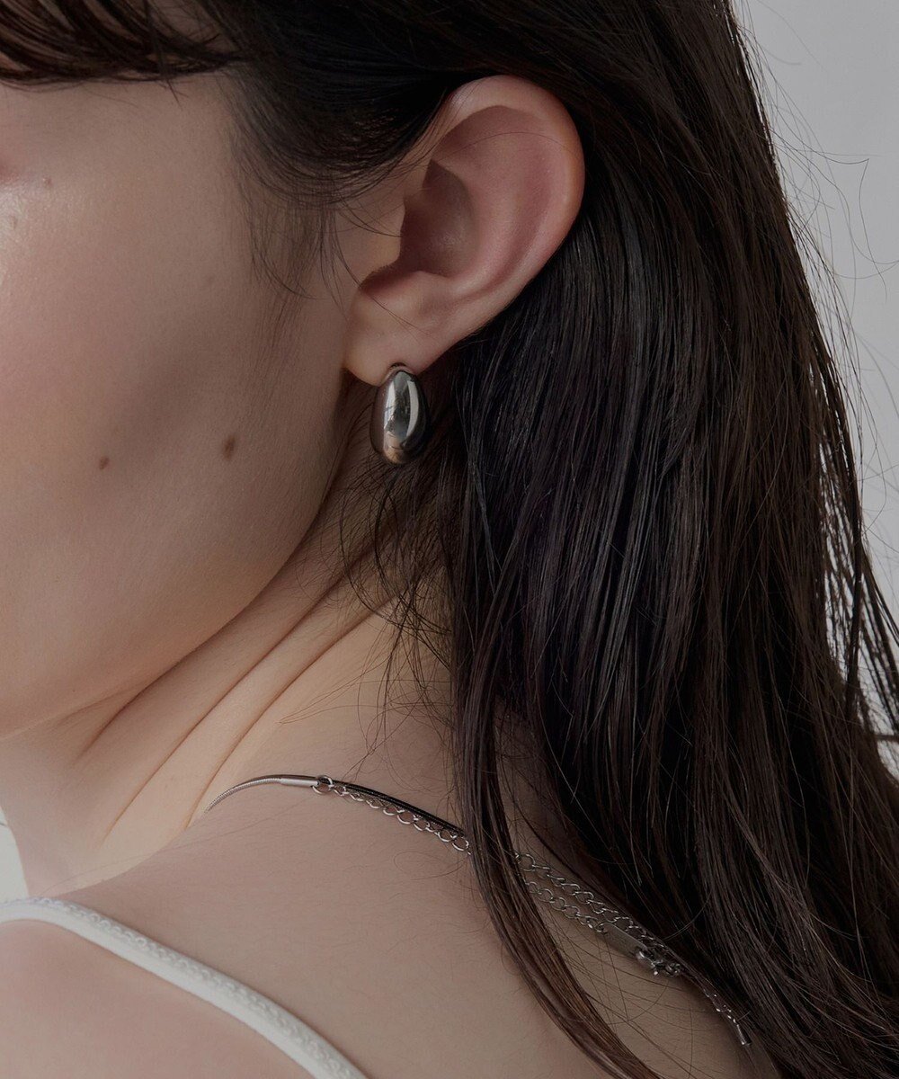 【フィービィー/phoebe】の【金属アレルギー対応】プランプフープイヤリング シルバー/サージカルステンレス 人気、トレンドファッション・服の通販 founy(ファニー) ファッション Fashion レディースファッション Fashion for Women ジュエリー Jewelry ファッションリング Fashion Rings イヤリング・フープ・ドロップタイプ Hoop, Drop & Clip Earrings アクセサリー Fashion Accessories イヤリング Earrings シルバー Silver, Metallic Silver フィット Fit, Slim Fit 定番 Standard, Basic Item other-1|ID: prp329100004683387 ipo3291000000034302586