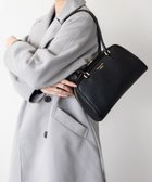 【インター ショシュール/INTER-CHAUSSURES】の【CHRISTIAN VILLA】ミディアムサイズレザーショルダーバッグ 人気、トレンドファッション・服の通販 founy(ファニー) ファッション Fashion レディースファッション Fashion for Women バッグ Bags イタリア Italy シンプル Simple, Minimal トレンド Trend, Trending Now ポケット Pocket, Pocket Detail thumbnail ブラック|ID: prp329100004683463 ipo3291000000034707341