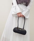 【インター ショシュール/INTER-CHAUSSURES】の【CHRISTIAN VILLA】ワイドシルエットミニショルダーバッグ ブラック|ID: prp329100004683465 ipo3291000000034059522