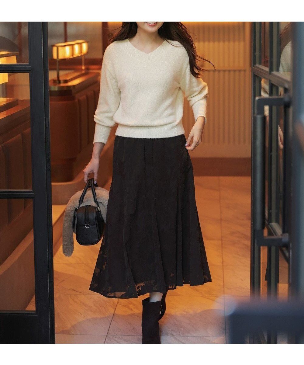 【エニィ スィス/any SiS】の【2SET】フェザー ニット × オパール スカート 人気、トレンドファッション・服の通販 founy(ファニー) 　ファッション　Fashion　レディースファッション　Fashion for Women　セットアップ　Matching Sets　スカート・ミニ/ミディ/マキシ　Skirts / Mini, Midi & Maxi Skirts　エレガント 上品　Elegant　秋　Autumn　シアー　Sheer, See-Through　セットアップ　Set-Up, Coordinated Outfit　フェザー　Feather, Feather Detail　フェザーヤーン　Feather Yarn, Fluffy Yarn　フレア　Flare, Flared　A/W・秋冬　Autumn/Winter　新作・新入荷　New Arrivals / New In　おすすめ　Recommended / Our Picks　 other-1|ID: prp329100004683466 ipo3291000000033822984