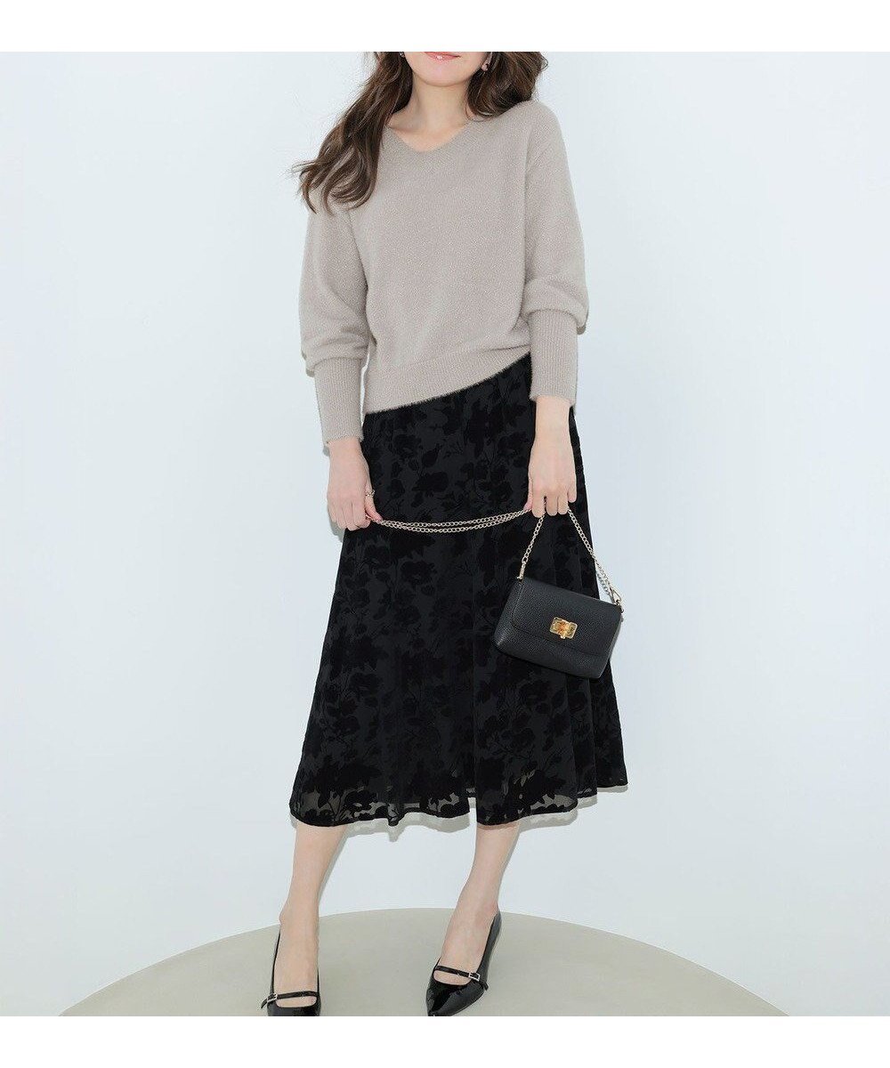 【エニィ スィス/any SiS】の【2SET】フェザー ニット × フロッキー スカート インテリア・キッズ・メンズ・レディースファッション・服の通販 founy(ファニー) 　ファッション　Fashion　レディースファッション　Fashion for Women　セットアップ　Matching Sets　スカート・ミニ/ミディ/マキシ　Skirts / Mini, Midi & Maxi Skirts　エレガント 上品　Elegant　秋　Autumn　シアー　Sheer, See-Through　セットアップ　Set-Up, Coordinated Outfit　フェザー　Feather, Feather Detail　フェザーヤーン　Feather Yarn, Fluffy Yarn　フレア　Flare, Flared　A/W・秋冬　Autumn/Winter　おすすめ　Recommended / Our Picks　新作・新入荷　New Arrivals / New In　ライトグレー×ブラック|ID: prp329100004683466 ipo3291000000035677897