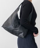 【インター ショシュール/INTER-CHAUSSURES】の【ANDREA CARDONE】シュリンクレザーショルダーバッグ ブラック|ID: prp329100004683467 ipo3291000000034707344