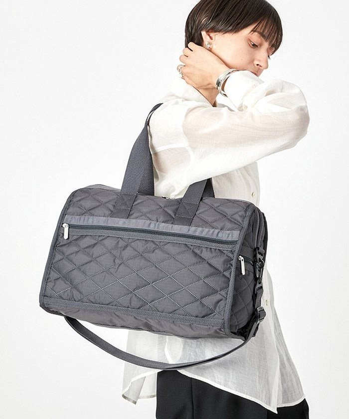 【レスポートサック/LeSportsac】のDELUXE MED WEEKENDER/サンダークロスデボス インテリア・キッズ・メンズ・レディースファッション・服の通販 founy(ファニー) https://founy.com/ ファッション Fashion レディースファッション Fashion for Women アウトドア Outdoor Clothing 軽量 Lightweight, Ultra Light スポーツ Sports, Activewear トラベル Travel, Travel Gear 人気 Popular, Best Seller プリント Print, Printed Pattern ボストンバッグ Boston Bag, Retro Bag ポケット Pocket, Pocket Detail 旅行 Travel エレガント 上品 Elegant |ID: prp329100004684863 ipo3291000000033832095
