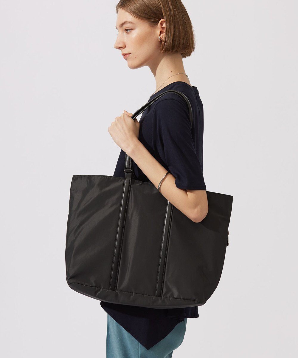 【アイシービー/iCB】の【A4サイズ収納可】2WAYハンドルトート 人気、トレンドファッション・服の通販 founy(ファニー) 　ファッション　Fashion　レディースファッション　Fashion for Women　バッグ　Bags　ショート　Short, Short Length　シンプル　Simple, Minimal　スタイリッシュ　Stylish, Fashionable　ポケット　Pocket, Pocket Detail　ロング　Long, Long-Length　財布　Wallet, Purse　 other-1|ID: prp329100004684880 ipo3291000000035175198