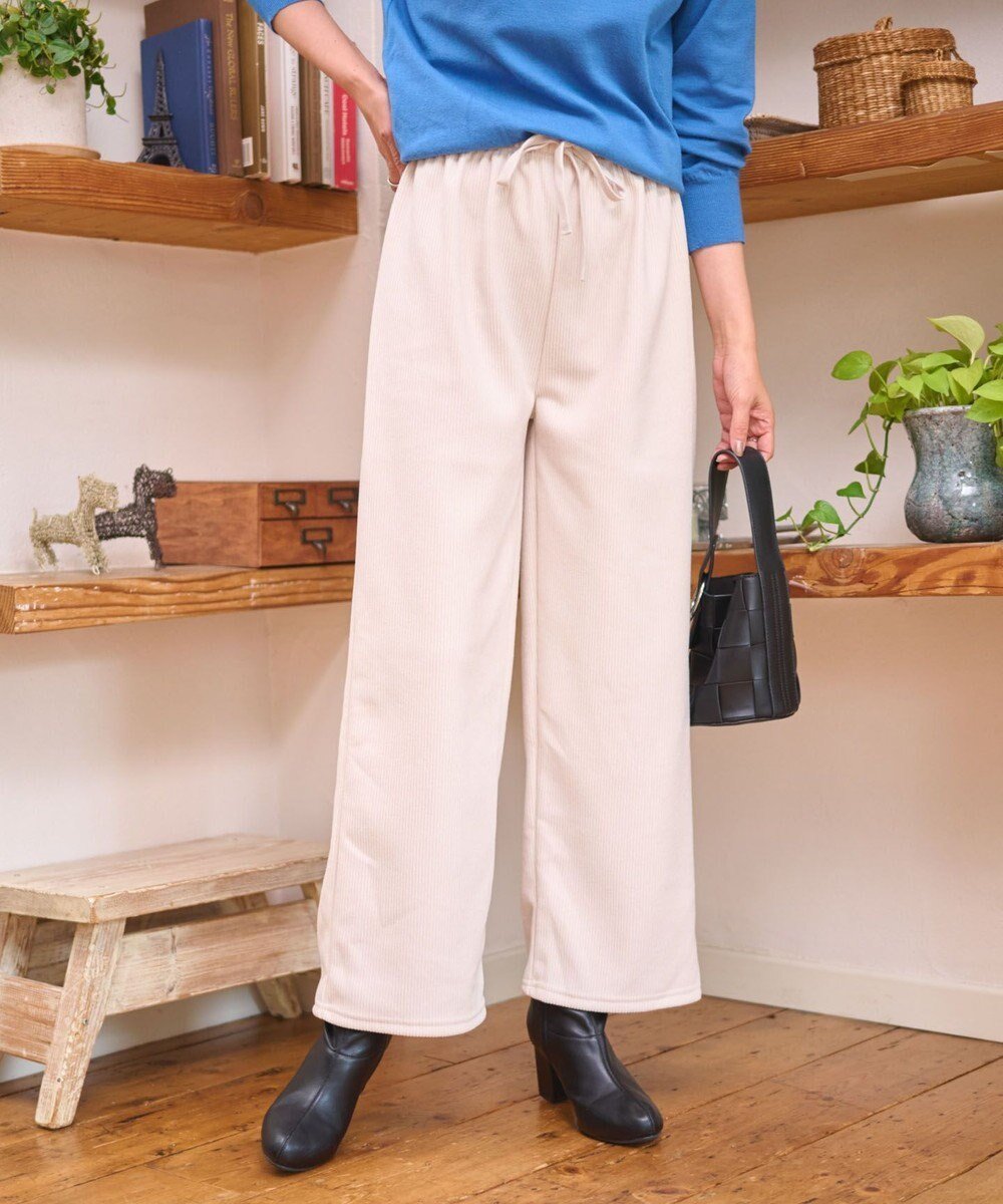 【ウィゴー/WEGO】の【WEB限定/25年秋冬新作/ウエストゴム/暖パンツ/洗濯可/】裏ベロアワイドイージーパンツ インテリア・キッズ・メンズ・レディースファッション・服の通販 founy(ファニー) 　ファッション　Fashion　レディースファッション　Fashion for Women　パンツ　Pants & Trousers　ウェーブ　Wavy Pattern　コーデュロイ　Corduroy, Cord Fabric　シューズ　Shoes, Footwear　ショート　Short, Short Length　スウェット / スエット　Sweatshirt, Sweatwear　ストレート　Straight, Straight Cut　スニーカー　Sneakers, Trainers　スマホ　Smartphone, Mobile Device　バランス　Balance, Style Balance　フラット　Flat, Flat Shoes　ベロア　Velour, Soft Velvet　防寒　Cold Protection, Winter-Ready　リラックス　Relax, Relaxed Fit　楽ちん　Easy Fit, Comfortable　ワイド　Wide, Wide Fit　冬　Winter / This Winter　A/W・秋冬　Autumn/Winter　お家時間・ステイホーム　Stay Home / At Home　旅行　Travel　ホワイトアイボリー|ID: prp329100004686487 ipo3291000000033842070