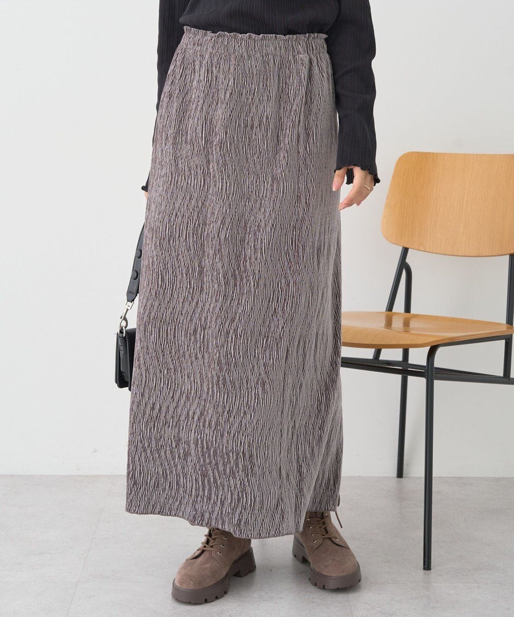 【アースミュージックアンドエコロジー/earth music&ecology】のシャイニーベロアスカート インテリア・キッズ・メンズ・レディースファッション・服の通販 founy(ファニー) 　ファッション　Fashion　レディースファッション　Fashion for Women　スカート　Skirts　新作・新入荷　New Arrivals / New In　スリット　Slit, Slit Detail　ベロア　Velour, Soft Velvet　ポケット　Pocket, Pocket Detail　エレガント 上品　Elegant　A/W・秋冬　Autumn/Winter　Gray|ID: prp329100004686523 ipo3291000000033842217