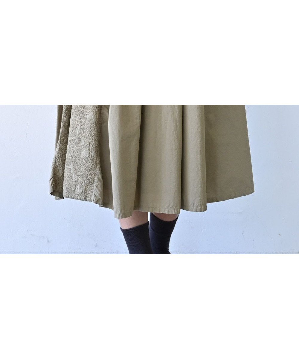 【ムーク/muuc】の〈オーガニックコットン〉〈通年着られる〉フラワーノット刺繍 ウエスト後ろゴムあり 裏地あり ギャザースカート インテリア・キッズ・メンズ・レディースファッション・服の通販 founy(ファニー) 　ファッション　Fashion　レディースファッション　Fashion for Women　スカート　Skirts　キャンバス　Canvas, Canvas Fabric　ギャザー　Gathered, Ruffled　クラシック　Classic, Timeless Style　ドッキング　Docking, Mixed Material　定番　Standard, Basic Item　手編み　Hand-Knitted, Handmade Knit　パターン　Pattern, Design Print　フラワー　Flower, Floral　モコモコ　Fuzzy, Fluffy　A/W・秋冬　Autumn/Winter　S/S・春夏　SS, Spring/Summer, Warm Season　再入荷　Restock / Back in Stock　夏　Summer　エレガント 上品　Elegant　グレー|ID: prp329100004686538 ipo3291000000034424261