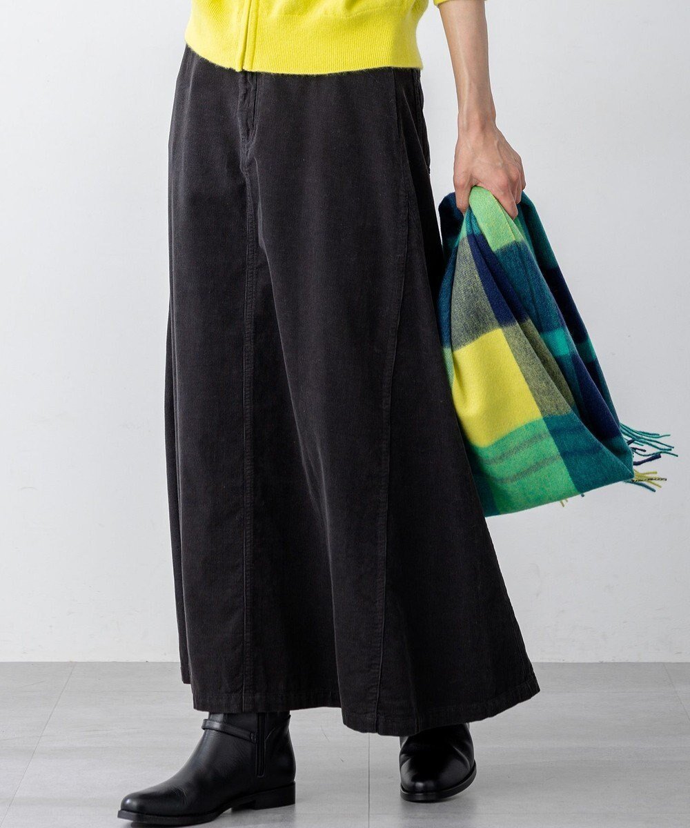 【23区/NIJYUSANKU】の【Oggi11月号掲載/洗える】コットン コーデュロイ スカート インテリア・キッズ・メンズ・レディースファッション・服の通販 founy(ファニー) 　雑誌掲載アイテム　Magazine Picks & Fashion Features　ファッション雑誌　Fashion Magazines　オッジ　Oggi　ファッション　Fashion　レディースファッション　Fashion for Women　スカート　Skirts　洗える　Machine Washable　コーデュロイ　Corduroy, Cord Fabric　11月号　November Issue　セットアップ　Set-Up, Coordinated Outfit　雑誌　Magazine, Fashion Magazine　フレア　Flare, Flared　ワイド　Wide, Wide Fit　A/W・秋冬　Autumn/Winter　冬　Winter / This Winter　おすすめ　Recommended / Our Picks　2025年　2025　2025-2026秋冬・A/W　Autumn/Winter 2025–26 AW25–26　チャコールブラック系|ID: prp329100004686598 ipo3291000000033842557