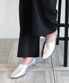 【アポム/APOM】のカバードパンプス 25 人気、トレンドファッション・服の通販 founy(ファニー) ファッション Fashion レディースファッション Fashion for Women カッティング Cutting Detail シューズ Shoes, Footwear シンプル Simple, Minimal プレーン Plain, Simple thumbnail シルバー|ID: prp329100004686965 ipo3291000000033844569