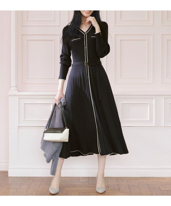 【エニィ スィス/any SiS】のバイカラーデザインニット ワンピース インテリア・キッズ・メンズ・レディースファッション・服の通販 founy(ファニー) https://founy.com/ ファッション Fashion レディースファッション Fashion for Women ワンピース Dresses ニットワンピース Knit Dresses おすすめ Recommended / Our Picks なめらか Smooth, Silky Texture ウォッシャブル Machine Washable ストレッチ Stretch, Stretchy Fabric フェミニン Feminine, Girly フレア Flare, Flared フロント Front, Front Design モダン Modern, Contemporary エレガント 上品 Elegant 人気 Popular, Best Seller 新作・新入荷 New Arrivals / New In A/W・秋冬 Autumn/Winter |ID: prp329100004687027 ipo3291000000034169454