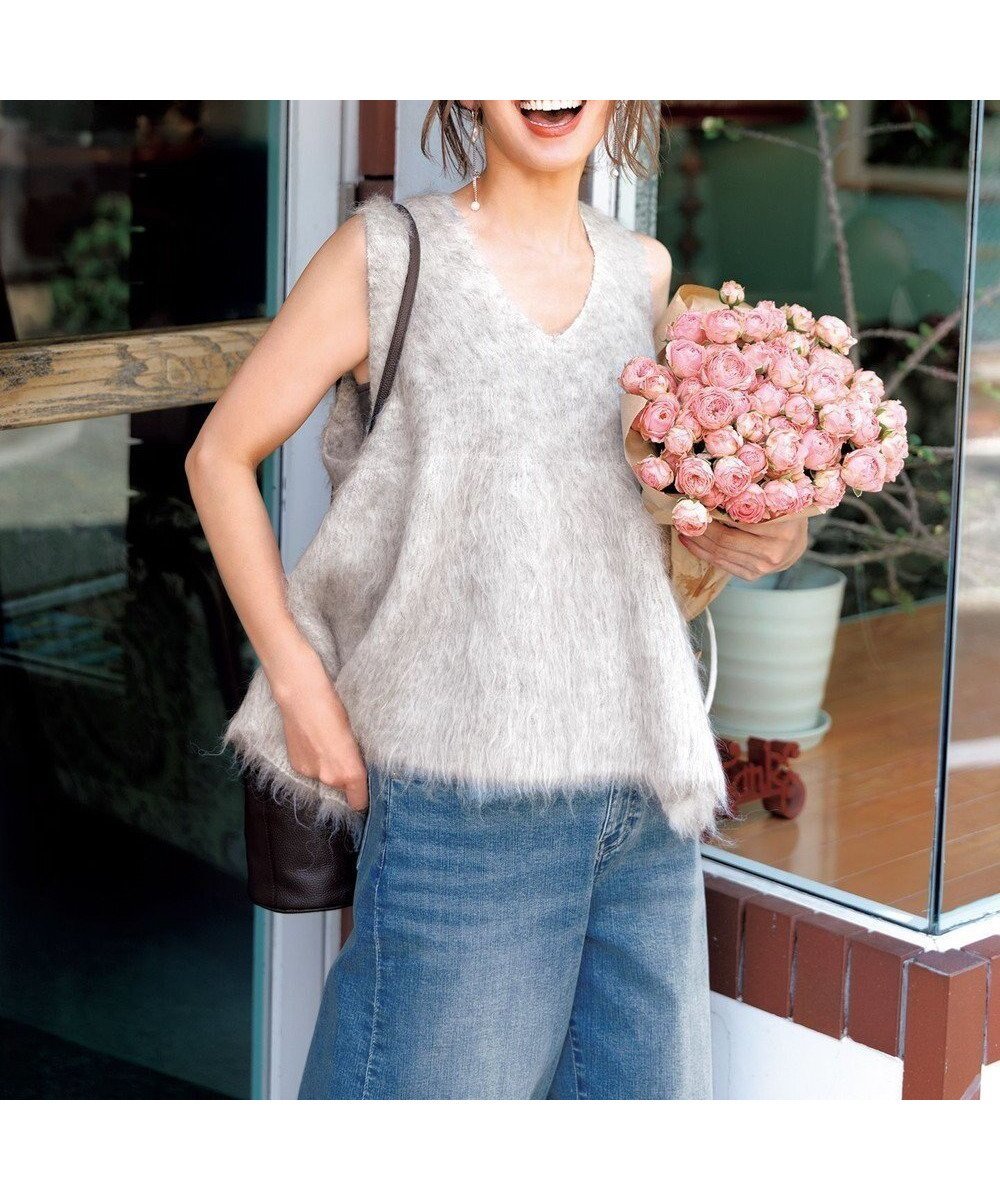 【アンフィーロ 自由区/UNFILO】の【洗える】アルパカシャギー ペプラムジレ 人気、トレンドファッション・服の通販 founy(ファニー) 　ファッション　Fashion　レディースファッション　Fashion for Women　アウター　Coat / Outerwear Collection　トップス・カットソー　Cut & Sew Tops　ベスト&ジレ / 重ね着スタイル　Vests & Gilets　ウォッシャブル　Machine Washable　フレア　Flare, Flared　ベスト　Vest, Waistcoat　洗える　Machine Washable　A/W・秋冬　Autumn/Winter　 other-1|ID: prp329100004688162 ipo3291000000033854818