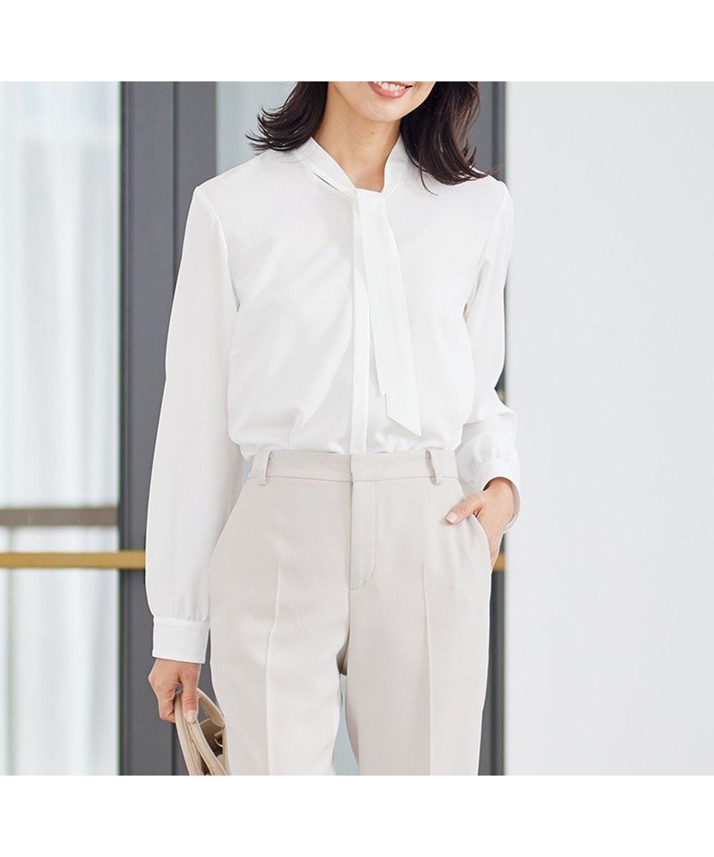【23区/NIJYUSANKU】の【洗える】ジョーゼット ボウタイ ブラウス 人気、トレンドファッション・服の通販 founy(ファニー) 　ファッション　Fashion　レディースファッション　Fashion for Women　トップス・カットソー　Cut & Sew Tops　シャツ・ブラウス・オフィスカジュアル　Elegant Blouses & Button-Ups　インナー　Innerwear　春　Spring　洗える　Machine Washable　コンパクト　Compact, Small Size　ジャケット　Jacket, Outerwear　ジョーゼット　Georgette, Semi-Sheer Fabric　ストレッチ　Stretch, Stretchy Fabric　定番　Standard, Basic Item　フリル　Frill, Ruffle　ベーシック　Basic, Essential　リボン　Ribbon, Bow　S/S・春夏　SS, Spring/Summer, Warm Season　夏　Summer　セレモニー　Ceremony　ビジネス 仕事 通勤　Business / Work / Commuting　 other-1|ID: prp329100004688166 ipo3291000000033854878