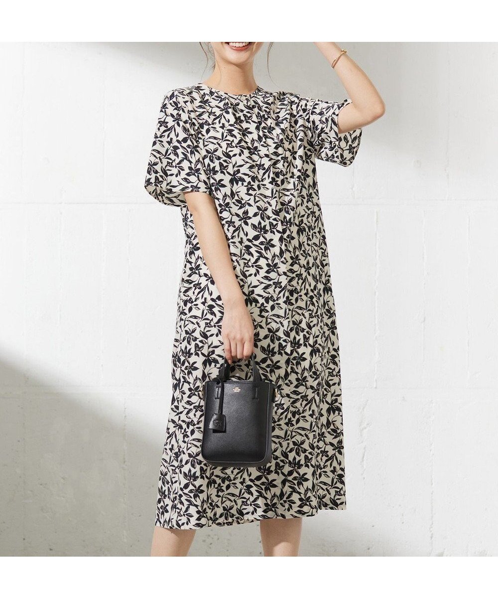 【ジェイ プレス/J.PRESS】の【洗える】ボタニカルプリント ワンピース 人気、トレンドファッション・服の通販 founy(ファニー) 　ファッション　Fashion　レディースファッション　Fashion for Women　ワンピース　Dresses　春　Spring　洗える　Machine Washable　サンダル　Sandals, Summer Shoes　スニーカー　Sneakers, Trainers　フェミニン　Feminine, Girly　フレア　Flare, Flared　ボタニカル　Botanical, Floral Pattern　ポケット　Pocket, Pocket Detail　リボン　Ribbon, Bow　S/S・春夏　SS, Spring/Summer, Warm Season　夏　Summer　エレガント 上品　Elegant　 other-1|ID: prp329100004689665 ipo3291000000033869182