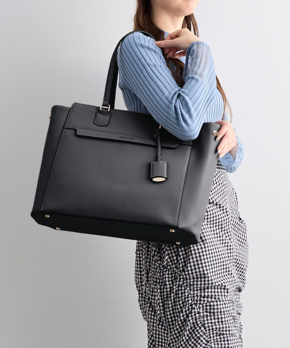 【エースバッグズアンドラゲッジ/ACE BAGS & LUGGAGE】のJewelna Rose リモハピ トートバッグ B4サイズ 15.6インチPC収納 10771 通勤 仕事 PCケース付 ジュエルナローズ ビジネスバッグ インテリア・キッズ・メンズ・レディースファッション・服の通販 founy(ファニー) 　ファッション　Fashion　レディースファッション　Fashion for Women　バッグ　Bags　コンパクト　Compact, Small Size　スマート　Smart, Elegant　ポケット　Pocket, Pocket Detail　モバイル　Mobile, Smartphone　リュック　Backpack, Rucksack　ワーク　Workwear, Utility Style　再入荷　Restock / Back in Stock　おすすめ　Recommended / Our Picks　ビジネス 仕事 通勤　Business / Work / Commuting　ブラック|ID: prp329100004689782 ipo3291000000034397931