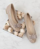 【ブリジット バーキン/Bridget Birkin】の【Bridget Birkin】ヒールビジューリボンパンプス ベージュエナメル|ID: prp329100004691576 ipo3291000000033950060