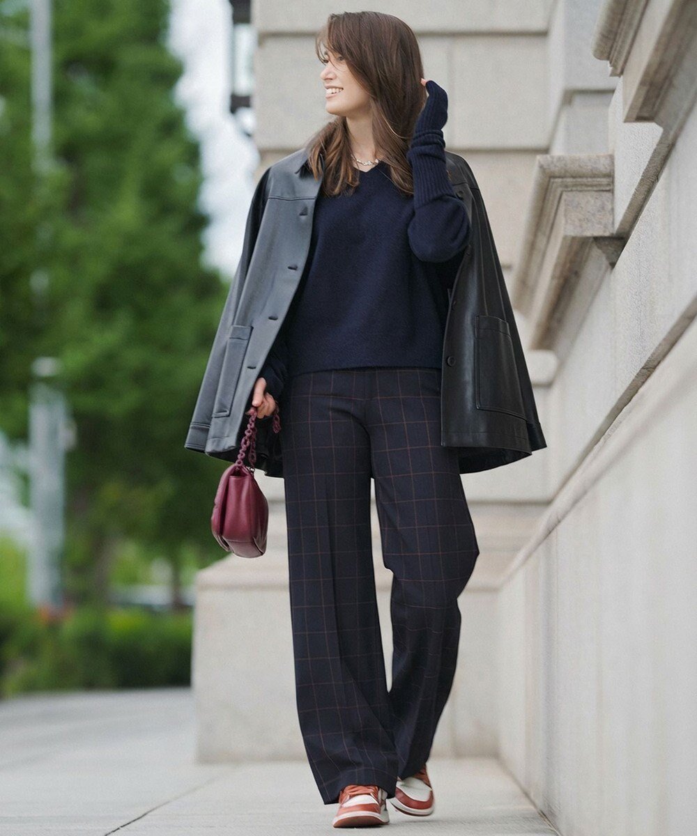 【アンフィーロ 自由区/UNFILO】の【ウエストゴム/14サイズ展開】beauty warm pants ワイド インテリア・キッズ・メンズ・レディースファッション・服の通販 founy(ファニー) 　ファッション　Fashion　レディースファッション　Fashion for Women　パンツ　Pants & Trousers　洗える　Machine Washable　ストレッチ　Stretch, Stretchy Fabric　ストレート　Straight, Straight Cut　スマート　Smart, Elegant　センター　Center, Center Line　テーパード　Tapered, Tapered Pants　定番　Standard, Basic Item　ポケット　Pocket, Pocket Detail　ワイド　Wide, Wide Fit　A/W・秋冬　Autumn/Winter　おすすめ　Recommended / Our Picks　エレガント 上品　Elegant　新作・新入荷　New Arrivals / New In　ウィンドーペン|ID: prp329100004691579 ipo3291000000034911492