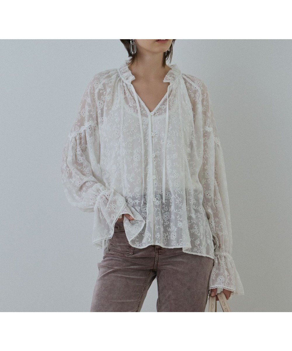 【グレース コンチネンタル/GRACE CONTINENTAL】のヨウリュウembカフタンブラウス 人気、トレンドファッション・服の通販 founy(ファニー) 　ファッション　Fashion　レディースファッション　Fashion for Women　トップス・カットソー　Cut & Sew Tops　シャツ・ブラウス・オフィスカジュアル　Elegant Blouses & Button-Ups　新作・新入荷　New Arrivals / New In　スマート　Smart, Elegant　フェミニン　Feminine, Girly　モチーフ　Motif, Design Theme　レース　Lace, Lace Fabric　ワーク　Workwear, Utility Style　秋　Autumn　A/W・秋冬　Autumn/Winter　 other-1|ID: prp329100004691592 ipo3291000000033879220