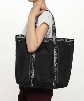 【ランバン オン ブルー/LANVIN en Bleu】 エヴリー ポーチ付トートバッグ人気、トレンドファッション・服の通販 founy(ファニー) ファッション Fashion レディースファッション Fashion for Women バッグ Bags ポーチ&ミニバッグ Pouches & Mini Bags インナー Innerwear シンプル Simple, Minimal ジャカード／ジャガード Jacquard, Woven Pattern ポーチ Pouch, Small Case リップ Lip, Lip Motif |ID:prp329100004691781