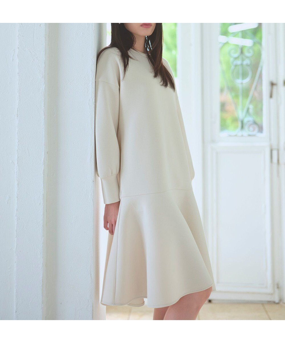 【フェルゥ/Feroux】のバックリボンダンボール ワンピース 人気、トレンドファッション・服の通販 founy(ファニー) ファッション Fashion レディースファッション Fashion for Women ワンピース Dresses スニーカー Sneakers, Trainers ネックレス Necklace, Pendant Necklace パール Pearl, Pearl Accent フェミニン Feminine, Girly フレア Flare, Flared リボン Ribbon, Bow ロング Long, Long-Length 楽ちん Easy Fit, Comfortable A/W・秋冬 Autumn/Winter other-1|ID: prp329100004691814 ipo3291000000033880239