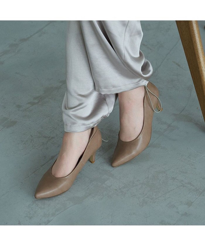 【モード エ ジャコモ/MODE ET JACOMO】のcarino 【レイン対応】ポインテッドトゥ パッド付きヒールパンプス インテリア・キッズ・メンズ・レディースファッション・服の通販 founy(ファニー) https://founy.com/ ファッション Fashion レディースファッション Fashion for Women クッション Cushion, Throw Pillow クール Cool, Chic シンプル Simple, Minimal スタイリッシュ Stylish, Fashionable フィット Fit, Slim Fit フェミニン Feminine, Girly フォーマル Formal, Dressy レイン Rain, Rainproof おすすめ Recommended / Our Picks 日本製 Made In Japan エレガント 上品 Elegant ビジネス 仕事 通勤 Business / Work / Commuting |ID: prp329100004691843 ipo3291000000033880360
