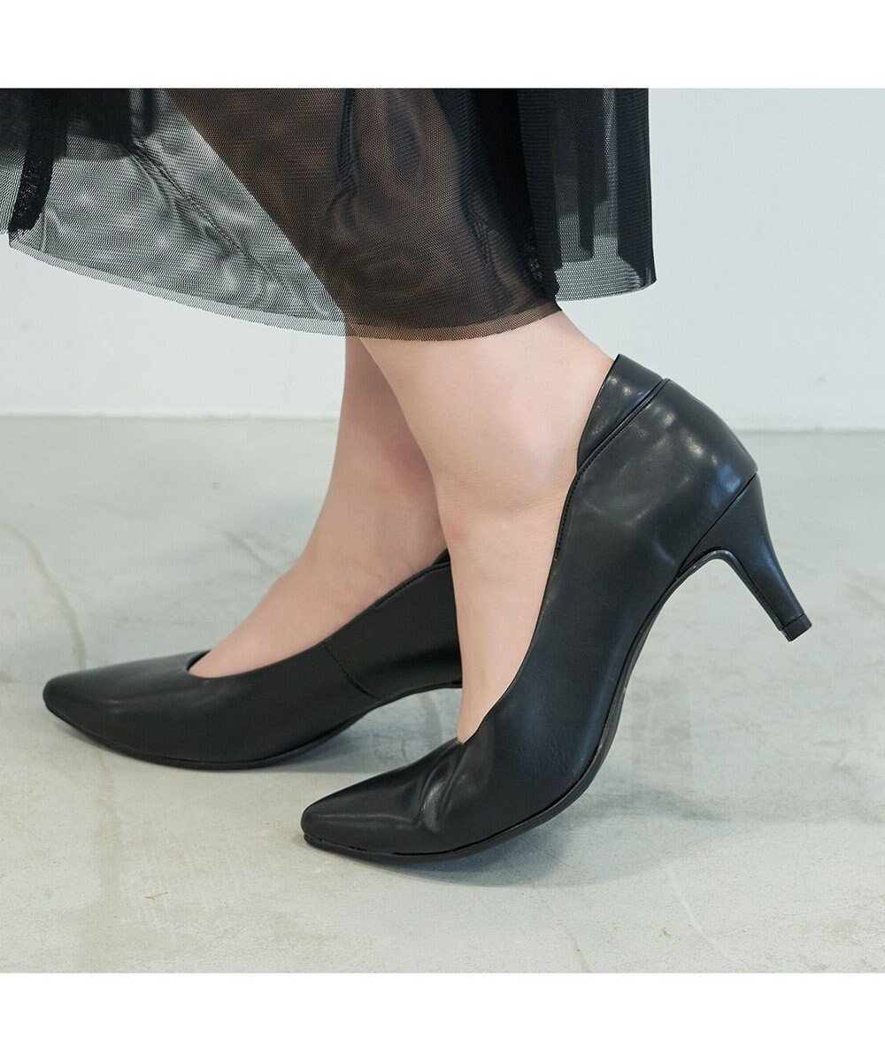 【モード エ ジャコモ/MODE ET JACOMO】のcarino 【レイン対応】ポインテッドトゥ パッド付きヒールパンプス インテリア・キッズ・メンズ・レディースファッション・服の通販 founy(ファニー) 　ファッション　Fashion　レディースファッション　Fashion for Women　クッション　Cushion, Throw Pillow　クール　Cool, Chic　シンプル　Simple, Minimal　スタイリッシュ　Stylish, Fashionable　フィット　Fit, Slim Fit　フェミニン　Feminine, Girly　フォーマル　Formal, Dressy　レイン　Rain, Rainproof　おすすめ　Recommended / Our Picks　日本製　Made In Japan　エレガント 上品　Elegant　ビジネス 仕事 通勤　Business / Work / Commuting　ブラック|ID: prp329100004691843 ipo3291000000033880362