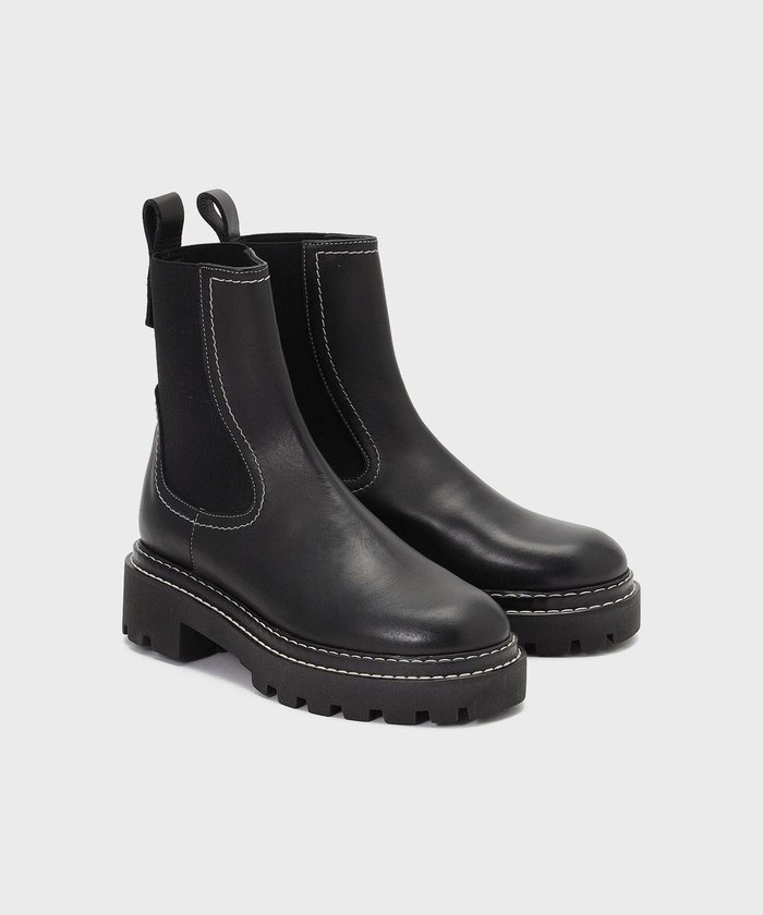 【グレース コンチネンタル/GRACE CONTINENTAL】のPOEVE ショートブーツ インテリア・キッズ・メンズ・レディースファッション・服の通販 founy(ファニー) https://founy.com/ ファッション Fashion レディースファッション Fashion for Women イタリア Italy ショート Short, Short Length シンプル Simple, Minimal モダン Modern, Contemporary A/W・秋冬 Autumn/Winter |ID: prp329100004696884 ipo3291000000033918289