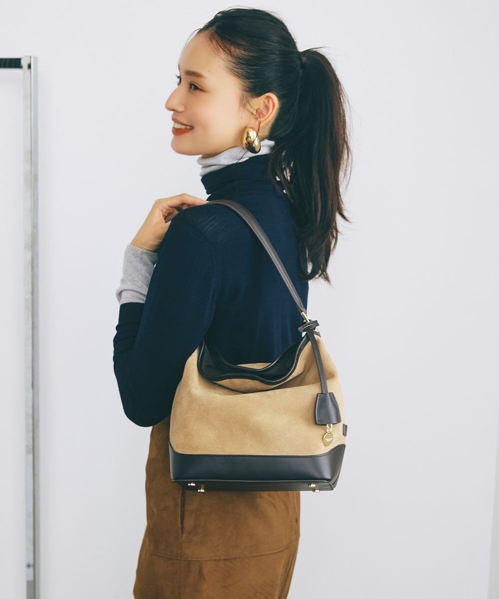 【トプカピ/TOPKAPI】の【TREASURE TOPKAPI】スエード レザーコンビ ワンショルダーバッグ チャーム付き インテリア・キッズ・メンズ・レディースファッション・服の通販 founy(ファニー) ファッション Fashion レディースファッション Fashion for Women アクセサリー Fashion Accessories コンビ Combo, Combination Style チャーム Charm, Pendant フォルム Silhouette, Form A/W・秋冬 Autumn/Winter ベージュ|ID: prp329100004697060 ipo3291000000033919161