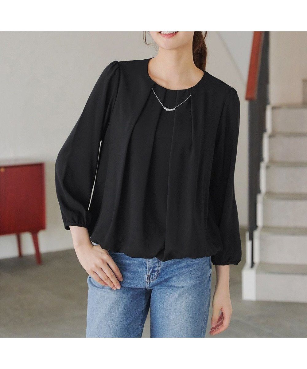 【ティアクラッセ/Tiaclasse】の【洗える】ネックレス見えパーツ付きタックブラウス インテリア・キッズ・メンズ・レディースファッション・服の通販 founy(ファニー) 　ファッション　Fashion　レディースファッション　Fashion for Women　トップス・カットソー　Cut & Sew Tops　シャツ・ブラウス・オフィスカジュアル　Elegant Blouses & Button-Ups　ジュエリー　Jewelry　ネックレス　Necklaces & Pendants　アクセサリー　Fashion Accessories　インナー　Innerwear　洗える　Machine Washable　カーディガン　Cardigan, Knitwear　シンプル　Simple, Minimal　ジャケット　Jacket, Outerwear　ストーン　Stone, Gem-Like　スリーブ　Sleeve, Long Sleeve / Short Sleeve　スーツ　Suit, Formalwear　チュニック　Tunic, Long Top　ネックレス　Necklace, Pendant Necklace　バルーン　Balloon, Balloon Silhouette　パール　Pearl, Pearl Accent　ポケット　Pocket, Pocket Detail　ミックス　Mix, Mixed Style　ラウンド　Round, Round Neck　A/W・秋冬　Autumn/Winter　再入荷　Restock / Back in Stock　おすすめ　Recommended / Our Picks　エレガント 上品　Elegant　新作・新入荷　New Arrivals / New In　ビジネス 仕事 通勤　Business / Work / Commuting　ブラック|ID: prp329100004697078 ipo3291000000035519382