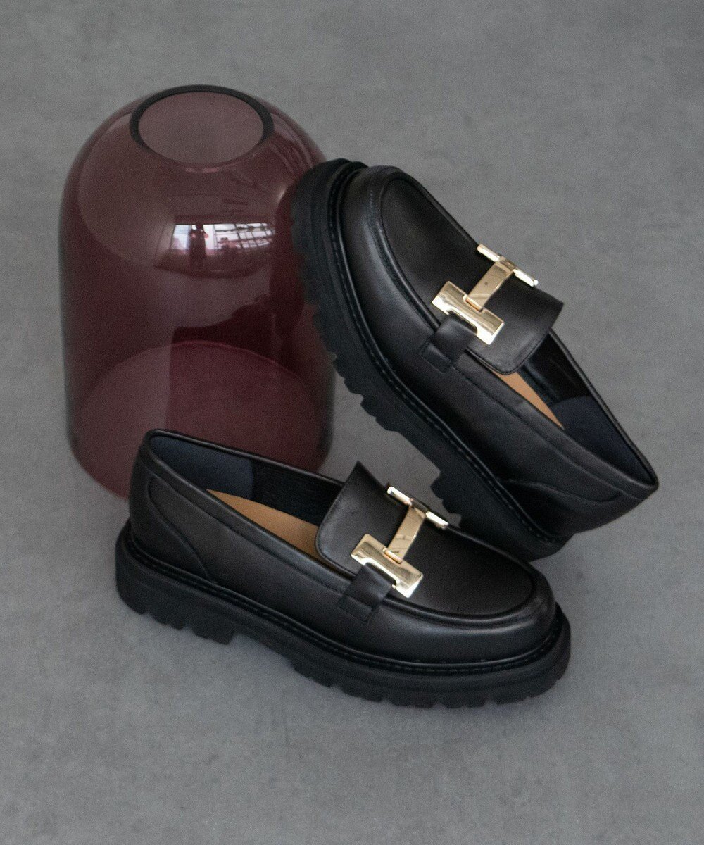 【ブリジット バーキン/Bridget Birkin】の【PARADIS COULEUR】メタルオーナメント撥水ローファー インテリア・キッズ・メンズ・レディースファッション・服の通販 founy(ファニー) 　ファッション　Fashion　レディースファッション　Fashion for Women　クッション　Cushion, Throw Pillow　軽量　Lightweight, Ultra Light　シューズ　Shoes, Footwear　ドレス　Dress, One-Piece　フォルム　Silhouette, Form　ラバー　Rubber, Rubber Sole　ワイド　Wide, Wide Fit　ビジネス 仕事 通勤　Business / Work / Commuting　ブラック|ID: prp329100004697089 ipo3291000000034059488