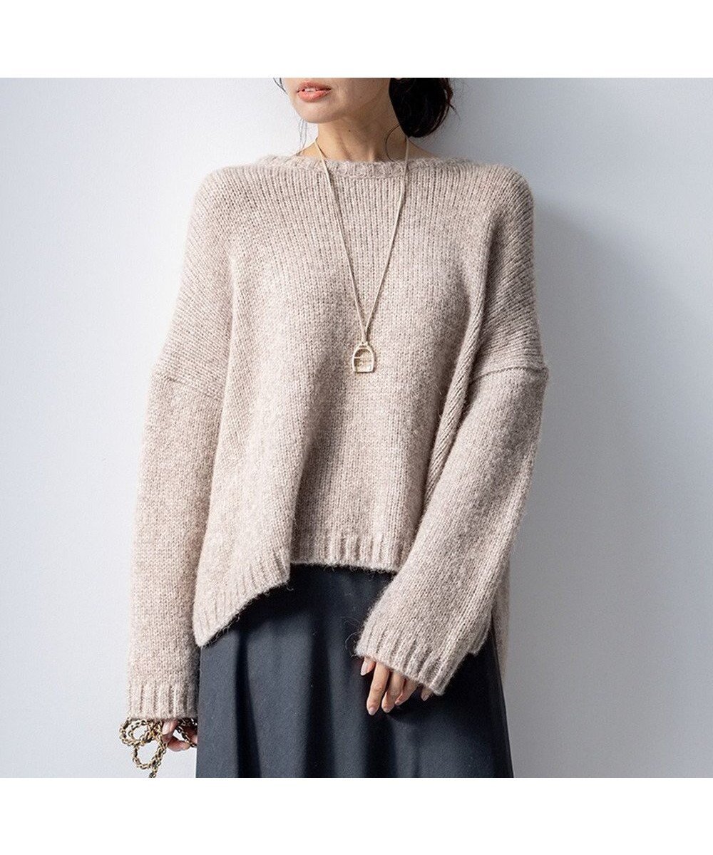 【23区/NIJYUSANKU】の【滝沢眞規子さん着用】ベビーアルパカ クロップド ニット インテリア・キッズ・メンズ・レディースファッション・服の通販 founy(ファニー) 　ファッションモデル・俳優・女優　Models　女性　Women　滝沢眞規子　Takizawa Makiko　ファッション　Fashion　レディースファッション　Fashion for Women　トップス・カットソー　Cut & Sew Tops　ニット　Knit Tops & Sweaters　インナー　Innerwear　クロップド　Cropped, Short Length　スリット　Slit, Slit Detail　セーター　Sweater, Knitwear　バランス　Balance, Style Balance　ビッグ　Big, Oversized　ベビー　Baby, Babywear　ベーシック　Basic, Essential　ワイド　Wide, Wide Fit　A/W・秋冬　Autumn/Winter　冬　Winter / This Winter　おすすめ　Recommended / Our Picks　2023年　2023　2023-2024秋冬・A/W　Autumn/Winter 2023–24 AW23–24　ベージュ系|ID: prp329100004698589 ipo3291000000034311382