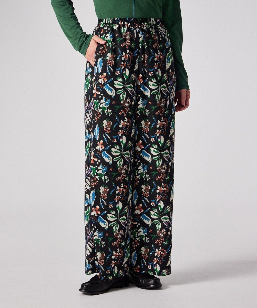 【ポール スミス/Paul Smith】のNumber Floral ワイドパンツ インテリア・キッズ・メンズ・レディースファッション・服の通販 founy(ファニー) 　ファッション　Fashion　レディースファッション　Fashion for Women　パンツ　Pants & Trousers　シンプル　Simple, Minimal　プリント　Print, Printed Pattern　リラックス　Relax, Relaxed Fit　リーフ　Leaf, Botanical Leaf　ワイド　Wide, Wide Fit　夏　Summer　S/S・春夏　SS, Spring/Summer, Warm Season　A/W・秋冬　Autumn/Winter　ブラック|ID: prp329100004698607 ipo3291000000035854907