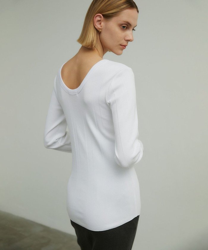 【ベイジ,/BEIGE,】のCYRILLE / リブトップス インテリア・キッズ・メンズ・レディースファッション・服の通販 founy(ファニー) https://founy.com/ ファッション Fashion レディースファッション Fashion for Women トップス・カットソー Cut & Sew Tops シャツ・ブラウス・オフィスカジュアル Elegant Blouses & Button-Ups ロングTシャツ・Tシャツ Longline T-Shirts & Tees カットソー・ベーシックTシャツ Cut-and-Sewn Tops / Stretch Tees & Basics インナー Innerwear カットソー Cut and Sewn Top カーディガン Cardigan, Knitwear シンプル Simple, Minimal ジャケット Jacket, Outerwear ストレッチ Stretch, Stretchy Fabric デコルテ Décolleté, Neckline ビジネス 仕事 通勤 Business / Work / Commuting 夏 Summer S/S・春夏 SS, Spring/Summer, Warm Season A/W・秋冬 Autumn/Winter |ID: prp329100004698619 ipo3291000000033928745