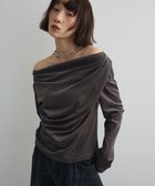 【グリーンパークス/Green Parks】のシアーベロアオフショル長袖プルオーバー 人気、トレンドファッション・服の通販 founy(ファニー) ファッション Fashion レディースファッション Fashion for Women トップス・カットソー Cut & Sew Tops シャツ・ブラウス・オフィスカジュアル Elegant Blouses & Button-Ups ロングTシャツ・Tシャツ Longline T-Shirts & Tees カジュアルプルオーバー・ニットトップス Pullovers & Knit Tops / Casual Pullovers カットソー・ベーシックTシャツ Cut-and-Sewn Tops / Stretch Tees & Basics ベロアトップス Velour Tops / Velvet-Look Items おすすめ Recommended / Our Picks カットソー Cut and Sewn Top コンパクト Compact, Small Size シアー Sheer, See-Through トレンド Trend, Trending Now ドレープ Drape, Draping Fabric フロント Front, Front Design ベロア Velour, Soft Velvet ポケット Pocket, Pocket Detail A/W・秋冬 Autumn/Winter 長袖 Long Sleeve, Full Sleeve thumbnail Gray|ID: prp329100004698654 ipo3291000000033928888
