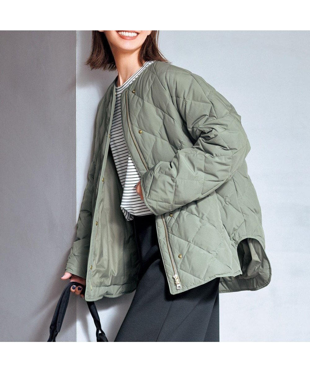 【アンフィーロ 自由区/UNFILO】の【自宅で洗濯OK / 軽量で暖かい】TAIONコラボ キルティングブルゾン インテリア・キッズ・メンズ・レディースファッション・服の通販 founy(ファニー) ファッション Fashion レディースファッション Fashion for Women アウター Coat / Outerwear Collection コート・ロングコート・ピーコート Long Coats, Peacoats & More レディースジャケット・軽アウター Jackets ブルゾンジャケット・スポーティアウター Blouson Jackets ウォッシャブル Machine Washable キルティング Quilted, Quilting コラボ Collaboration, Collab 軽量 Lightweight, Ultra Light ショート Short, Short Length ジャケット Jacket, Outerwear タフタ Taffeta, Structured Fabric タンブラー Tumbler, Travel Mug ダウン Down, Puffer トレンド Trend, Trending Now 定番 Standard, Basic Item 人気 Popular, Best Seller フロント Front, Front Design ブルゾン Blouson, Bomber Jacket 防寒 Cold Protection, Winter-Ready 冬 Winter / This Winter A/W・秋冬 Autumn/Winter おすすめ Recommended / Our Picks 新作・新入荷 New Arrivals / New In カーキ|ID: prp329100004698689 ipo3291000000034466231