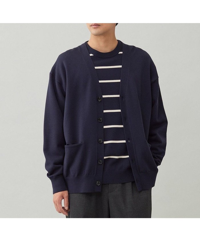 【アンフィーロ/UNFILO / MEN】の【OCEANS YouTube 掲載】スムースシルキーニット カーディガン【洗える/抗菌防臭】 インテリア・キッズ・メンズ・レディースファッション・服の通販 founy(ファニー) https://founy.com/ ファッション Fashion メンズファッション Fashion for Men トップス・カットソー Cut & Sew Tops ニット・セーター / 定番トップス Knit Tops & Sweaters カーディガン / 羽織り Cardigans ウォッシャブル Machine Washable 洗える Machine Washable カーディガン Cardigan, Knitwear 抗菌 Antibacterial, Bacteria-Resistant シルク Silk, 100% Silk 雑誌 Magazine, Fashion Magazine ポケット Pocket, Pocket Detail 冬 Winter / This Winter A/W・秋冬 Autumn/Winter おすすめ Recommended / Our Picks エレガント 上品 Elegant ビジネス 仕事 通勤 Business / Work / Commuting |ID: prp329100004700157 ipo3291000000033938182