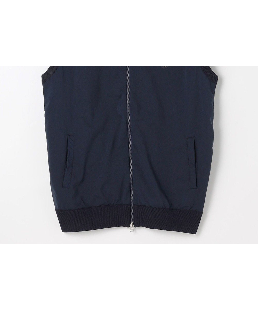 【23区 ゴルフ/23区GOLF / MEN】の【MEN】ニットコンビベスト ストレッチ レイヤードにおすすめ インテリア・キッズ・メンズ・レディースファッション・服の通販 founy(ファニー) 　ファッション　Fashion　メンズファッション　Fashion for Men　トップス・カットソー　Cut & Sew Tops　ニット・セーター / 定番トップス　Knit Tops & Sweaters　ベスト・ジレ　Vests & Gilets　おすすめ　Recommended / Our Picks　ストレッチ　Stretch, Stretchy Fabric　センター　Center, Center Line　タフタ　Taffeta, Structured Fabric　ベスト　Vest, Waistcoat　ポロシャツ　Polo Shirt, Collared Tee　メッシュ　Mesh, Net Fabric　エレガント 上品　Elegant　A/W・秋冬　Autumn/Winter　軽量　Lightweight, Ultra Light　ネイビー系|ID: prp329100004700170 ipo3291000000033938248