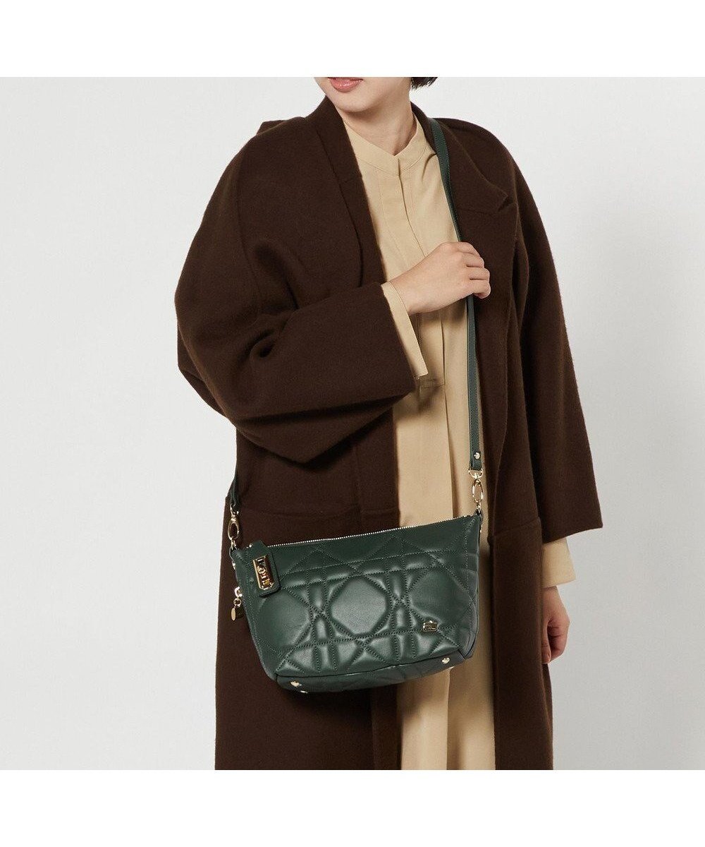 【ラ バガジェリー/LA BAGAGERIE】のシープキルティング 2WAYショルダー インテリア・キッズ・メンズ・レディースファッション・服の通販 founy(ファニー) ファッション Fashion レディースファッション Fashion for Women キルティング Quilted, Quilting キルト Quilt, Quilted Fabric ショルダー Shoulder, Shoulder Strap ポケット Pocket, Pocket Detail ロング Long, Long-Length エレガント 上品 Elegant A/W・秋冬 Autumn/Winter ダークグリーン|ID: prp329100004700243 ipo3291000000034876794