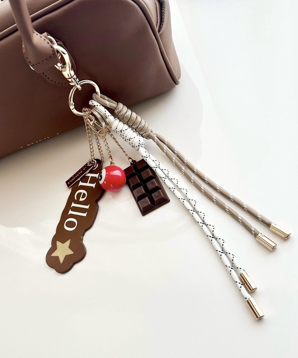 【ラ バガジェリー/LA BAGAGERIE】の【インスタグラマー Chiyoさん×LA BAGAGERIE】バッグチャーム 人気、トレンドファッション・服の通販 founy(ファニー) ファッション Fashion レディースファッション Fashion for Women アクセサリー Fashion Accessories カラフル Colorful Design シンプル Simple, Minimal スマート Smart, Elegant チャーム Charm, Pendant トレンド Trend, Trending Now ボストンバッグ Boston Bag, Retro Bag other-1|ID: prp329100004700275 ipo3291000000033938833