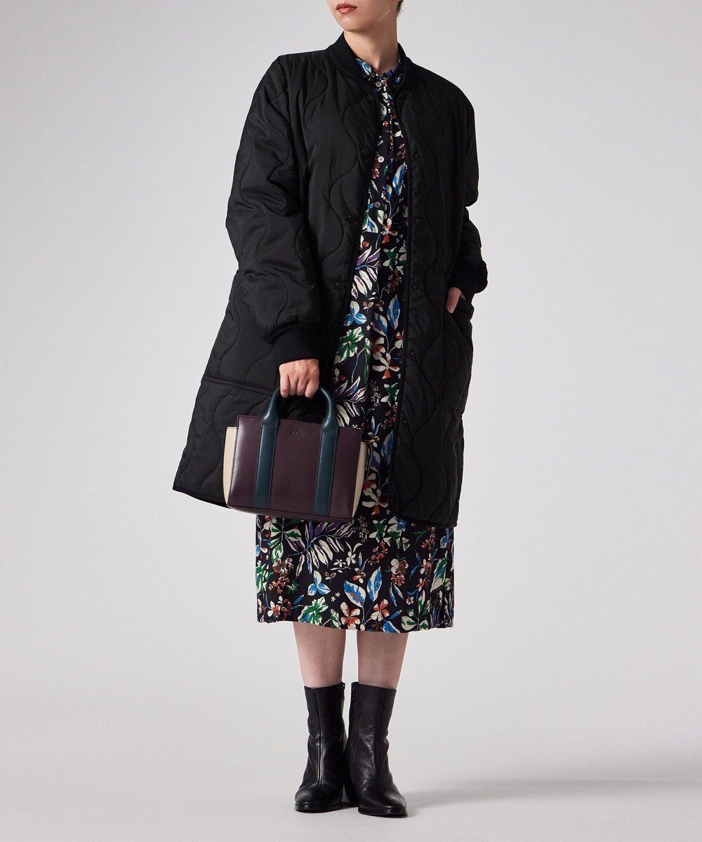 【ポール スミス/Paul Smith】のキルティング ロングコート インテリア・キッズ・メンズ・レディースファッション・服の通販 founy(ファニー) ファッション Fashion レディースファッション Fashion for Women アウター Coat / Outerwear Collection コート・ロングコート・ピーコート Long Coats, Peacoats & More レディースジャケット・軽アウター Jackets アウトドア Outdoor Clothing キルティング Quilted, Quilting ジャケット Jacket, Outerwear ストレート Straight, Straight Cut スマート Smart, Elegant ライニング Inner Lining, Inner Fabric, Lined ロング Long, Long-Length 冬 Winter / This Winter 夏 Summer 旅行 Travel S/S・春夏 SS, Spring/Summer, Warm Season A/W・秋冬 Autumn/Winter 軽量 Lightweight, Ultra Light ブラック|ID: prp329100004700305 ipo3291000000034018440