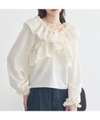 【アースミュージックアンドエコロジー/earth music&ecology】のフリルオフショルブラウス 人気、トレンドファッション・服の通販 founy(ファニー) ファッション Fashion レディースファッション Fashion for Women トップス・カットソー Cut & Sew Tops シャツ・ブラウス・オフィスカジュアル Elegant Blouses & Button-Ups おすすめ Recommended / Our Picks チェック Check, Plaid, Tartan トレンド Trend, Trending Now フェミニン Feminine, Girly フリル Frill, Ruffle ベーシック Basic, Essential ボトム Bottoms, Lower Wear ポケット Pocket, Pocket Detail ワイド Wide, Wide Fit 無地 Plain, Solid Color 秋 Autumn A/W・秋冬 Autumn/Winter thumbnail Ivory|ID: prp329100004700333 ipo3291000000033939041