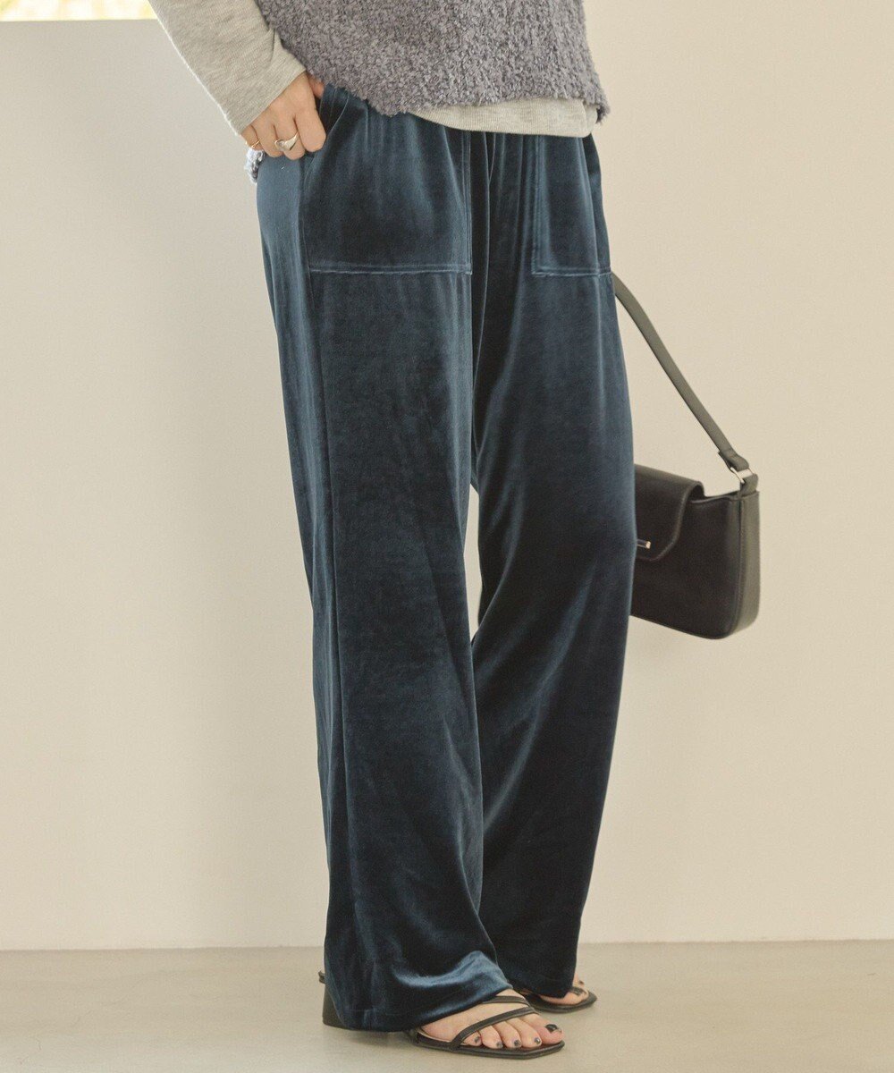 【アメリカンホリック/AMERICAN HOLIC】のベイカーベロアパンツ インテリア・キッズ・メンズ・レディースファッション・服の通販 founy(ファニー) 　ファッション　Fashion　レディースファッション　Fashion for Women　パンツ　Pants & Trousers　おすすめ　Recommended / Our Picks　とろみ　Fluid, Flowy Fabric　トレンド　Trend, Trending Now　フィット　Fit, Slim Fit　ベロア　Velour, Soft Velvet　ポケット　Pocket, Pocket Detail　A/W・秋冬　Autumn/Winter　Navy|ID: prp329100004700355 ipo3291000000033939103