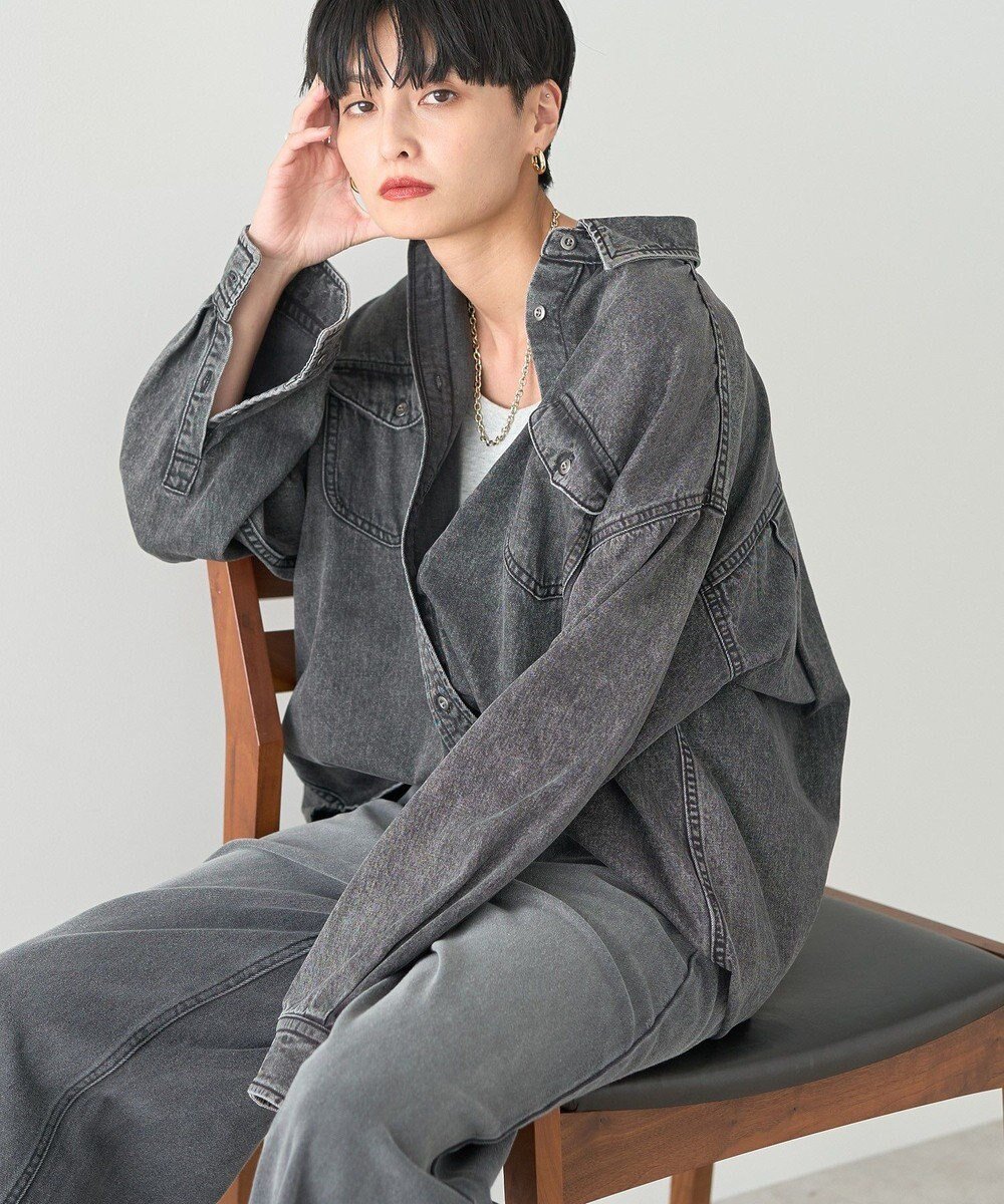 【アメリカンホリック/AMERICAN HOLIC】のWポケットデニムシャツ 人気、トレンドファッション・服の通販 founy(ファニー) ファッション Fashion レディースファッション Fashion for Women トップス・カットソー Cut & Sew Tops シャツ・ブラウス・オフィスカジュアル Elegant Blouses & Button-Ups アメリカン American Style 今季 This Season, Current Season スタイリッシュ Stylish, Fashionable スラックス Slacks, Dress Pants デニム Denim, Jeans Material ポケット Pocket, Pocket Detail 羽織 Haori, Light Jacket ミリタリー Military, Army Style ヨーク Yoke, Yoke Design ルーズ Loose, Oversized A/W・秋冬 Autumn/Winter 2025年 2025 2025-2026秋冬・A/W Autumn/Winter 2025–26 AW25–26 other-1|ID: prp329100004700359 ipo3291000000033939114