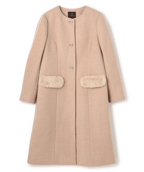 【トッカ/TOCCA】の【洗える・消臭】FUR BOX ウールコート 人気、トレンドファッション・服の通販 founy(ファニー) ファッション Fashion レディースファッション Fashion for Women アウター Coat / Outerwear Collection コート・ロングコート・ピーコート Long Coats, Peacoats & More レディースジャケット・軽アウター Jackets 洗える Machine Washable ジャケット Jacket, Outerwear ストール Stole, Wrap バランス Balance, Style Balance ボックス Boxy, Box Shape ポケット Pocket, Pocket Detail マフラー Scarf, Muffler ワイド Wide, Wide Fit A/W・秋冬 Autumn/Winter 冬 Winter / This Winter 新作・新入荷 New Arrivals / New In 2025年 2025 2025-2026秋冬・A/W Autumn/Winter 2025–26 AW25–26 |ID:prp329100004700448
