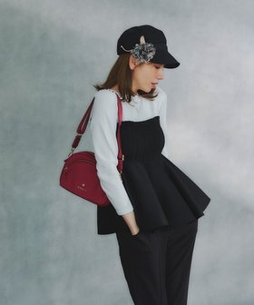 【トッカ/TOCCA】の【洗える】FLOWER PATH ニットトップス 人気、トレンドファッション・服の通販 founy(ファニー) ファッション Fashion レディースファッション Fashion for Women トップス・カットソー Cut & Sew Tops ニット Knit Tops & Sweaters 洗える Machine Washable コンパクト Compact, Small Size セーター Sweater, Knitwear デコルテ Décolleté, Neckline ドレス Dress, One-Piece フィット Fit, Slim Fit フェミニン Feminine, Girly フラワー Flower, Floral フレア Flare, Flared モノトーン Monotone, Black and White A/W・秋冬 Autumn/Winter 冬 Winter / This Winter 新作・新入荷 New Arrivals / New In おすすめ Recommended / Our Picks 2025年 2025 2025-2026秋冬・A/W Autumn/Winter 2025–26 AW25–26 |ID:prp329100004700449