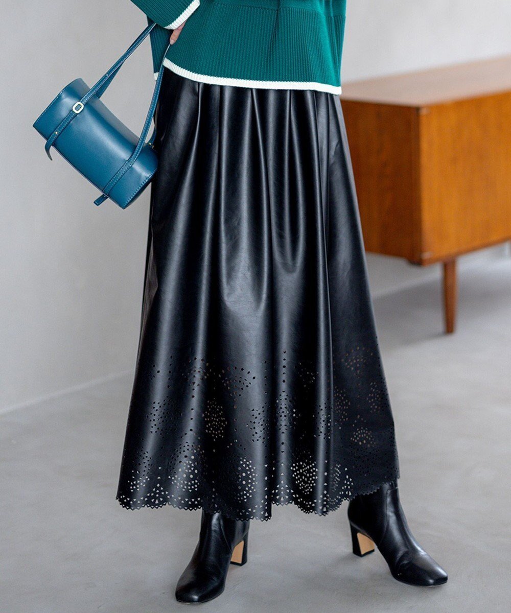 【23区/NIJYUSANKU】の【洗える】フェイクレザーパンチング フレアスカート 人気、トレンドファッション・服の通販 founy(ファニー) 　ファッション　Fashion　レディースファッション　Fashion for Women　スカート　Skirts　Aライン・フレアスカート　A-Line & Flared Skirts　2023年　2023　2023-2024秋冬・A/W　Autumn/Winter 2023–24 AW23–24　冬　Winter / This Winter　ストレッチ　Stretch, Stretchy Fabric　フェイクレザー　Faux Leather, PU Leather　フレア　Flare, Flared　洗える　Machine Washable　A/W・秋冬　Autumn/Winter　 other-1|ID: prp329100004701807 ipo3291000000033949604